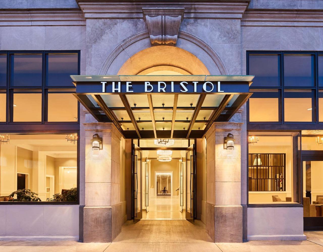 The Bristol Hotel Bagian luar foto